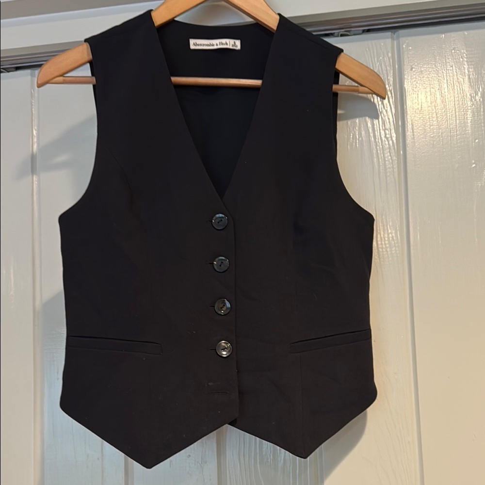 Abercrombie & Fitch Black Women's Vest